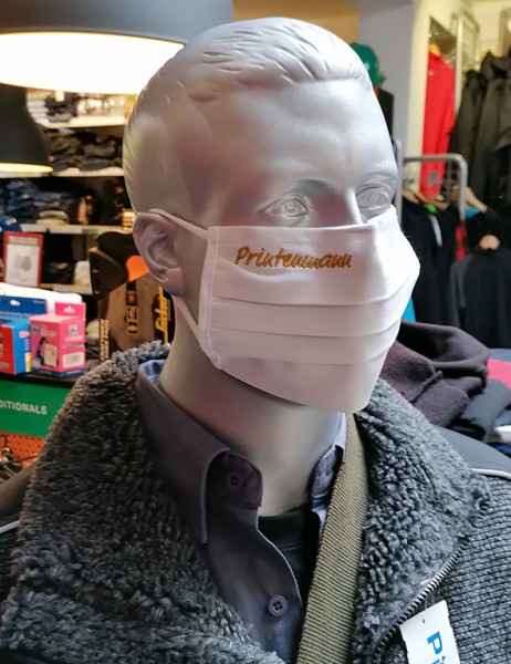 Weiße Behelfsmaske mit Stick "Printenmann" | mit Gummiband & Nasensteg | BW
